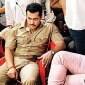 Aamir Khan and Salman Khan bond on Dabangg 2&nbsp;sets