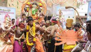 Boologam first look: Jayam Ravi is a boxer