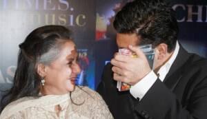 Karan Johar bonds with Jaya Bachchan