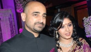 Sunidhi Chauhan ties the knot with Hitesh Sonik