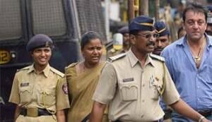 Sanjay Dutt mobbed outside TADA court!