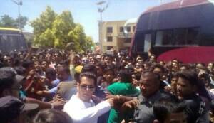 Salman Khan shoots for Mental: View on the sets pics!