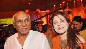 Aishwarya attends Amitabh’s poetry event