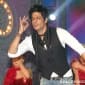 Shahrukh Khan and his fans love his&nbsp;anthem!
