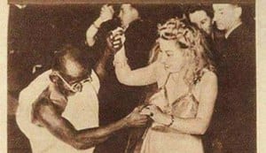 Mahatma Gandhi dancing with girl is an&nbsp;actor!