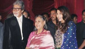 Aishwarya Rai glows at Riteish-Genelia wedding reception