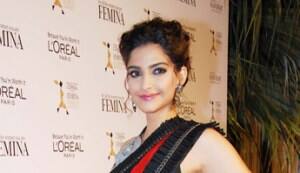 Sonam Kapoor, Priyanka Chopra, Kangna Ranaut at 'L'Oreal Femina Women Awards 2012' 
