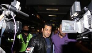 Salman Khan leaves for New Year celebrations