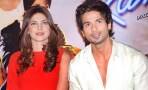Shahid Kapoor and Priyanka Chopra to go around the world!