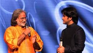 Sa Re Ga Ma Pa 2012: Pandit Vishwa Mohan Bhatt bowled over by contestants!