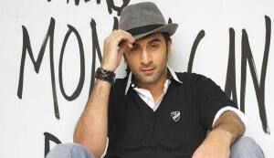 Ranbir Kapoor keeps Deepika Padukone and Katrina Kaif happy!