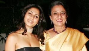 Doggy bag trouble for Kajol’s sis Tanisha and mom Tanuja