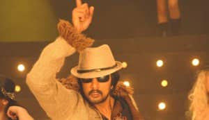 Sudeep trying to woo Vishnuvardhan fans?