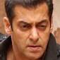 Salman defeats&nbsp;Shahrukh