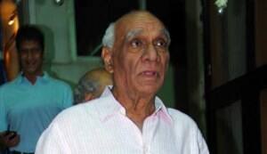 Tabu, Jackie Shroff, Jeetendra, Subhash Ghai at Anupam Kher’s father’s ‘colourful chautha’