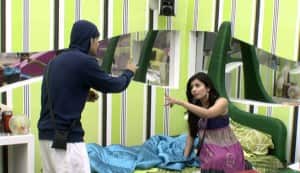Are the fights on ‘Bigg Boss 5′ actually fake?