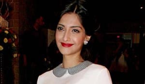 Did Ranbir and Abhay prompt Sonam to keep a distance from her co-stars?