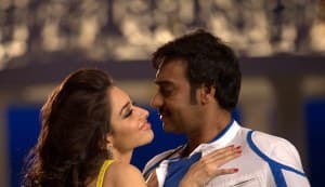 Ajay Devgn and Tamannaah ask – Taki o taki, now what’s stay gone left?