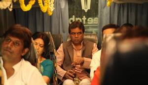 OMG! Oh My God dialogue promo: Paresh Rawal-Akshay Kumar are hilarious!