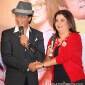 Farah Khan wants a bar dancer for Shahrukh&nbsp;Khan!