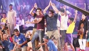 Hrithik Roshan, Akshay Kumar, Emraan Hashmi attend Janmashtami celebrations