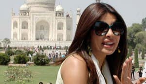 Priyanka Chopra cleans up Yamuna&nbsp;River