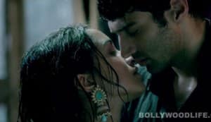 Aashiqui 2 trailer: Aditya Roy Kapur and Shraddha Kapoor get intensely romantic in Tum hi ho song