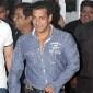 Salman Khan quits&nbsp;smoking!