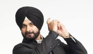 Bigg Boss 6: Navjot Singh Sidhu tries to bring Rajeev Paul and Delnaaz Irani together