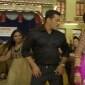 Pandey jee seeti mare video: Watch Salman Khan and Sonakshi Sinha in the making of this Dabangg 2&nbsp;song