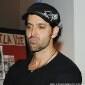Hrithik Roshan chooses to stay away from Shahrukh Khan’s security&nbsp;controversy!