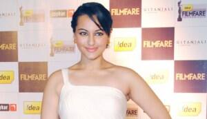 The curvy Sonakshi’s career curve goes down!