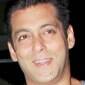 Will Salman choose Shahrukh over&nbsp;Aamir?