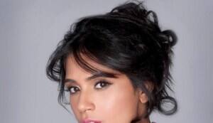 Why is Richa Chadda becoming an item girl?