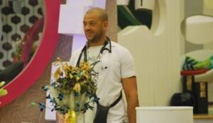 BIGG BOSS 5: Symonds gives ‘jadoo ki jhappis’!