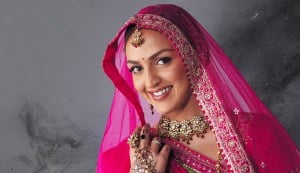 Esha Deol’s all set for a glamorous mehndi ceremony