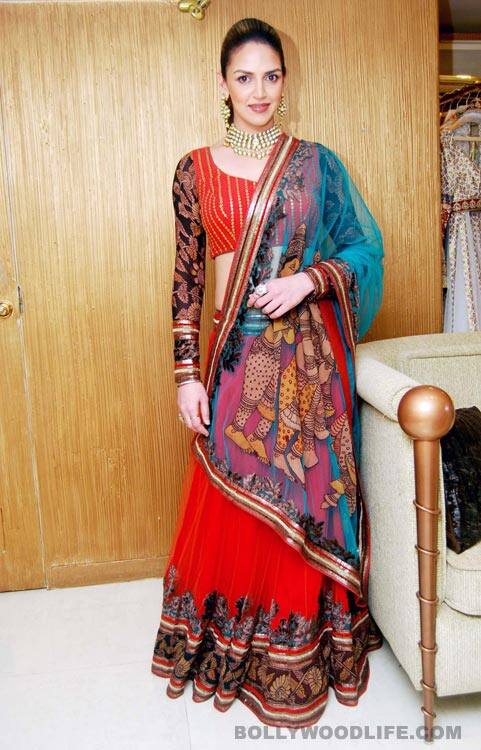 esha deol neeta lulla outfit - Get Latest News & Movie Reviews, Videos ...