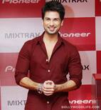Why is Shahid Kapoor making all the wrong moves?