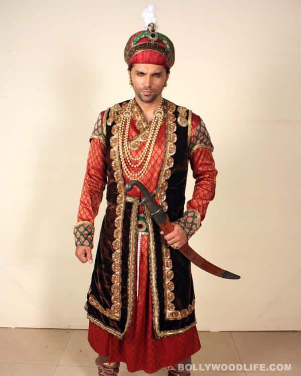 56% OFF on Manbhavan Maroon Art Crepe Anarkali Jodha Akbar Dress Material  on Snapdeal | PaisaWapas.com