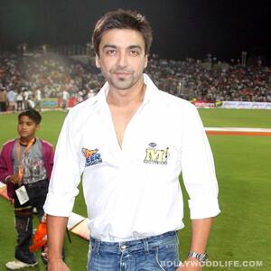 Aashish Chaudhary - Latest News, Photos, Videos, Awards, Filmography