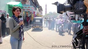 Is Kareena Kapoor Khan the most glamorous journalist you have seen?: watch Satyagraha promo