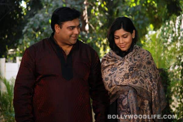 Bade Acche Lagte Hain: Ram Kapoor and Priya in an airplane crash