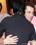 Is the Salman Khan - Shahrukh Khan war really over?