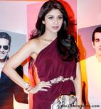 Shilpa Shetty turns item gal for her debut production Dishkiyaaoon!