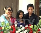 Shahrukh Khan celebrates Eid with family: view pic!