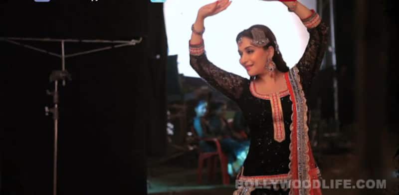 Dedh Ishqiya song Hamari atariya making: Madhuri Dixit-Nene performs Kathak in full zest
