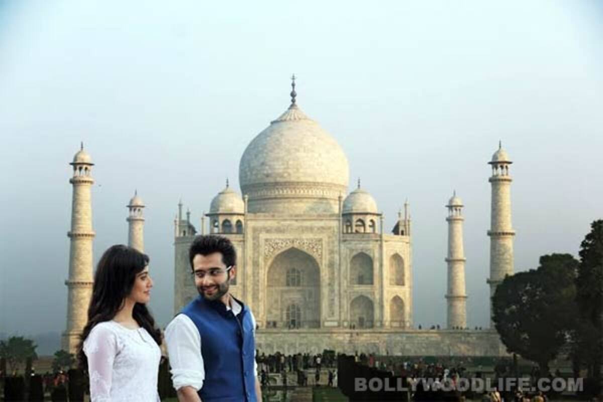 jackky bhagnani and neha sharma visit taj mahal for youngistan bollywood news gossip movie reviews trailers videos at bollywoodlife com