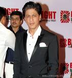 Shahrukh Khan wins Face of Romantic Music award!