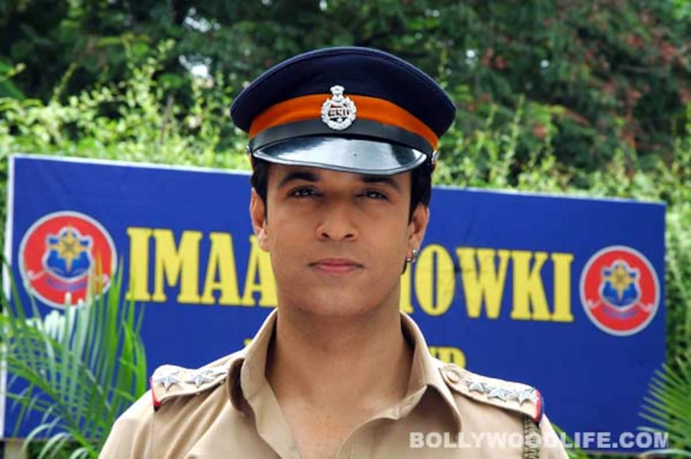 Aamir Ali returns as inspector Bajrang Pandey on FIR!