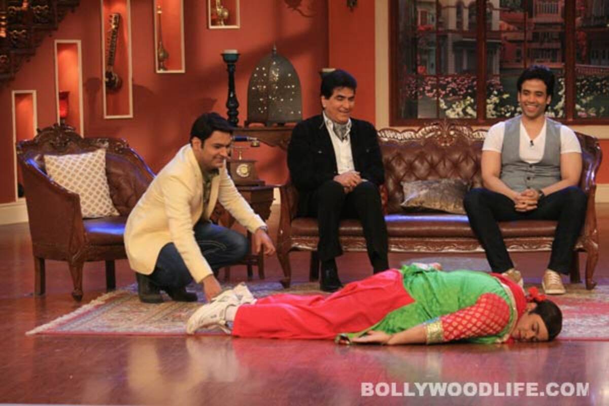 Jeetendra And Tusshar Kapoor Reveal Their Secrets On Comedy Nights With Kapil View Pics Bollywood News Gossip Movie Reviews Trailers Videos At Bollywoodlife Com His father, jeetendra kumar, was a head constable in punjab police. tusshar kapoor reveal their secrets